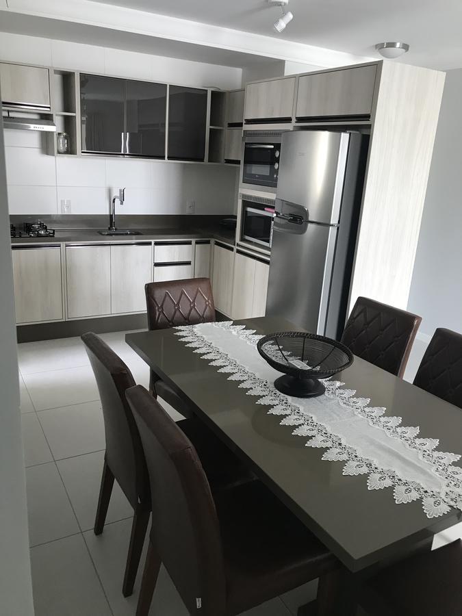 De 3 Quartos Na Dos Ingleses Apartment